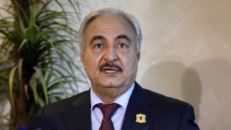 حفتر في موسكو لبحث الأزمة الليبية 