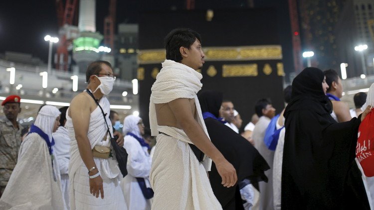 السعودية تبحث في تفادي تكرار حوادث التدافع لحجاج بيت الله الحرام 