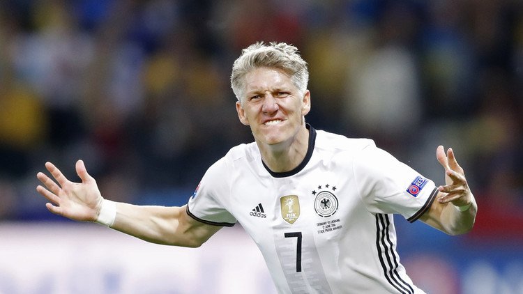 يورو 2016.. شفاينشتايغر يغيب عن تدريبات ألمانيا !!
