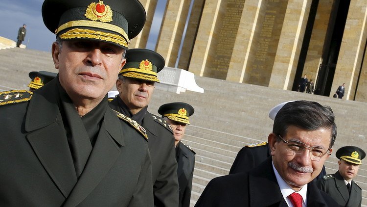 تركيا تحاكم ثلث جنرالاتها