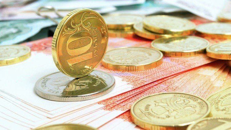 صحيفة: بوتين يستحق التقدير لإتقانه اللعب بالدفاع