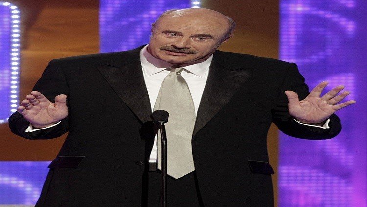 المركز الرابع ..فيليب كالفن ماكجرو الكاتب وعالم النفس ومقدم برنامج "دكتور فيل" وبلغت مداخيله 88 مليون دولار.