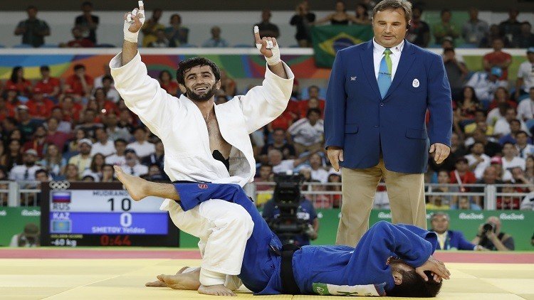 أول ذهبية لروسيا ببصمة لاعبها بيسلان مودرانوف في الجودو
