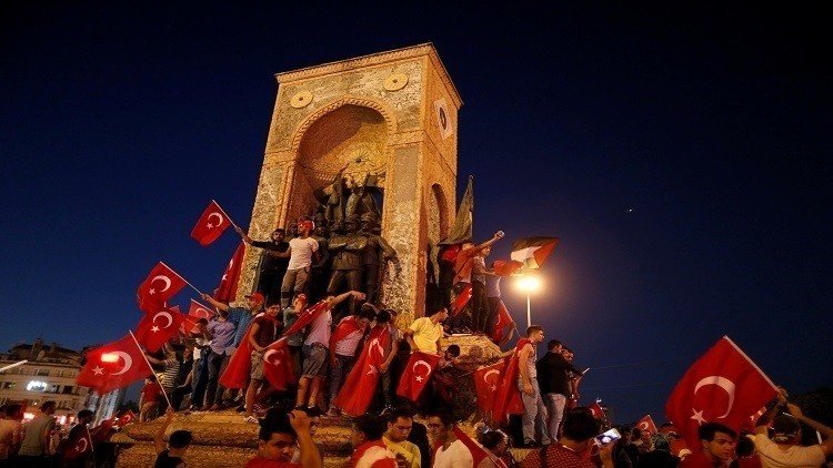 بدعوة من أردوغان.. آخر تظاهرة ضد الانقلاب