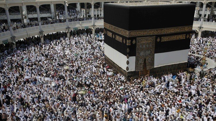السعودية: 1.4 مليون حاج يستخدمون "السوار الذكي"