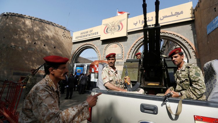 تصعيد جبهتي القتال والسياسة في اليمن