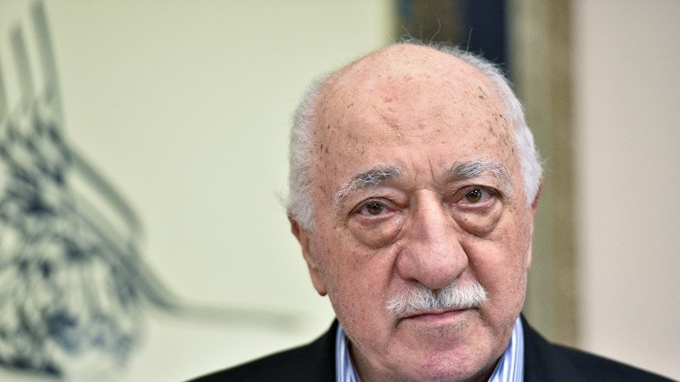 كيري وجاويش أوغلو يبحاثان قضية غولن