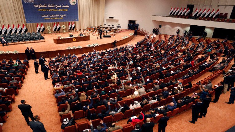 خلافات ومشادات كلامية في البرلمان العراقي