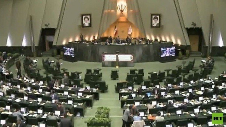 رئيس المجلس الوطني الفرنسي يزور طهران الثلاثاء 