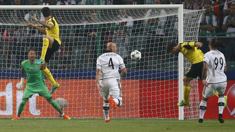 بوروسيا دورتموند يصعق فولفسبورغ في عقر داره