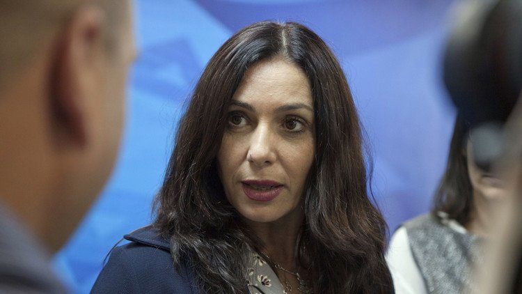 محمود درويش "يخرج" وزيرة الثقافة الإسرائيلية من حفل سينمائي