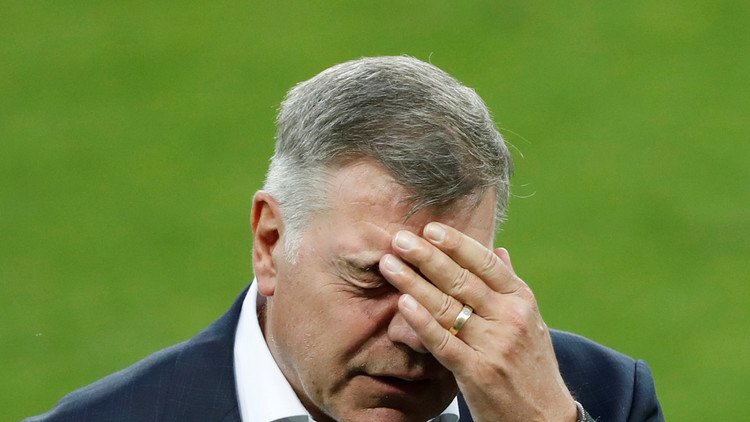ألاردايس يستقيل من تدريب المنتخب الإنجليزي !