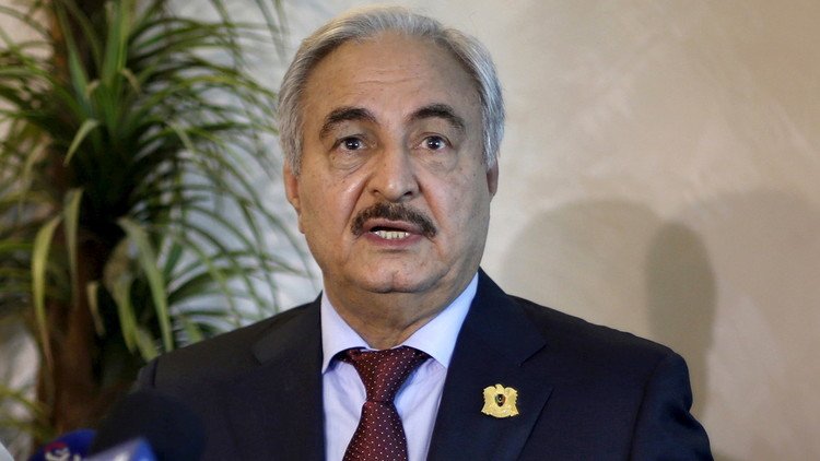 ليبيا: اجتماع باريس يدعو إلى إشراك حفتر في الحكومة المقبلة