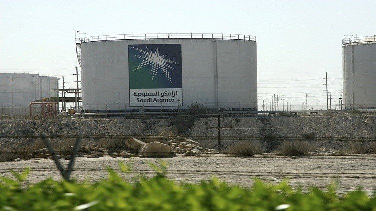 السعودية توقف إمداد مصر بالمواد النفطية