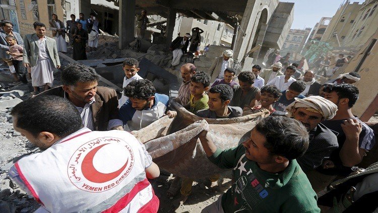  نقل 115 يمنيا من الجرحى في طائرة عمانية إلى مسقط 