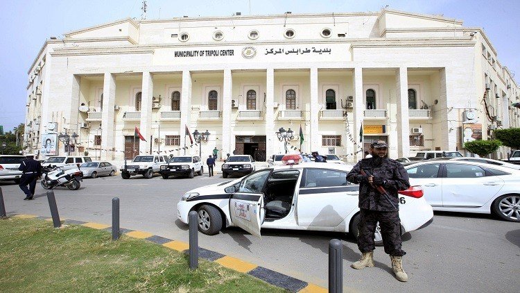 الغرب يدين "الانقلاب" في طرابلس.. والجيش يعد بتحريرها