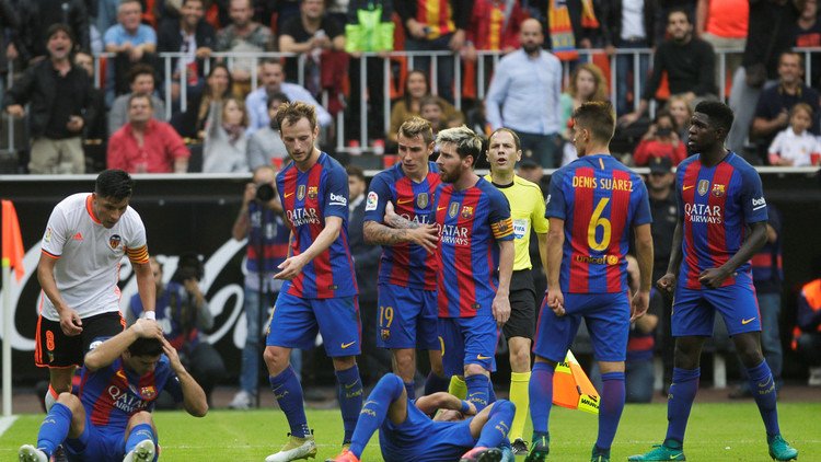 برشلونة يفلت من بين مخالب الخفافيش في الوقت القاتل