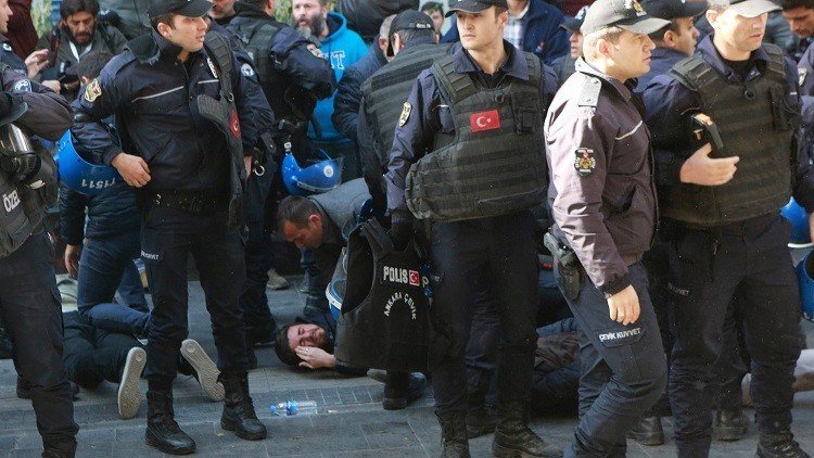 يلدريم يتهم النواب المعتقلين بدعم "الإرهاب"