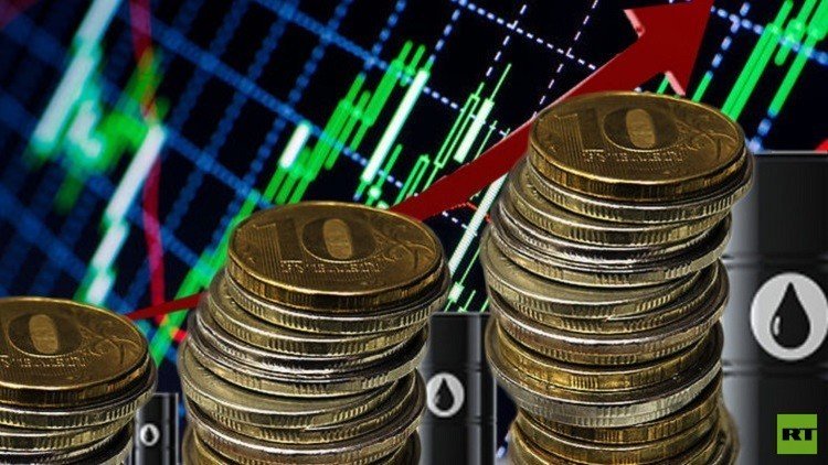 الروبل يعزز مواقعه أمام الدولار واليورو