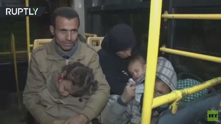 خروج أكثر من 4000 مدني من أحياء شرقي حلب