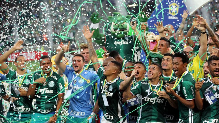 ناسيونال الكولومبي يطالب بمنح كأس "سودامريكانا" لتشابيكوينسي