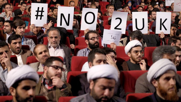 إيران تستدعي السفير البريطاني في طهران