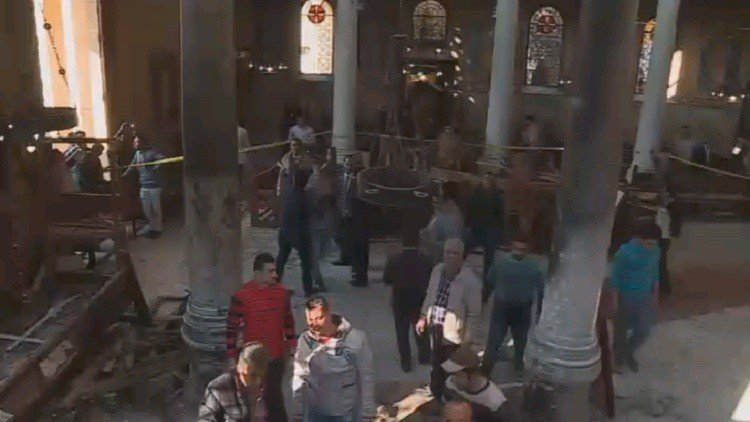 قتلى وجرحى بانفجار داخل كنيسة بالقاهرة