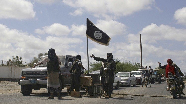 تنظيم "القاعدة" يشن هجوما حادا على "داعش" ويصفه بـ"المنحرف"