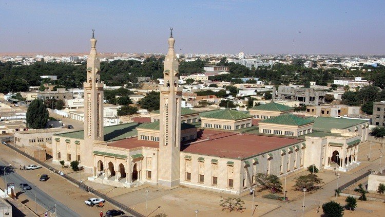 آلاف الموريتانيين يطالبون بإعدام متهم بـ"الإساءة للرسول"