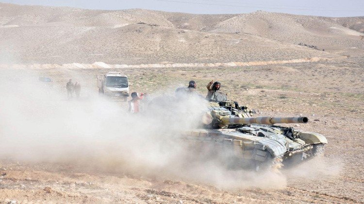 الجيش السوري يصد هجوما عنيفا لداعش على مطار "T-4" العسكري