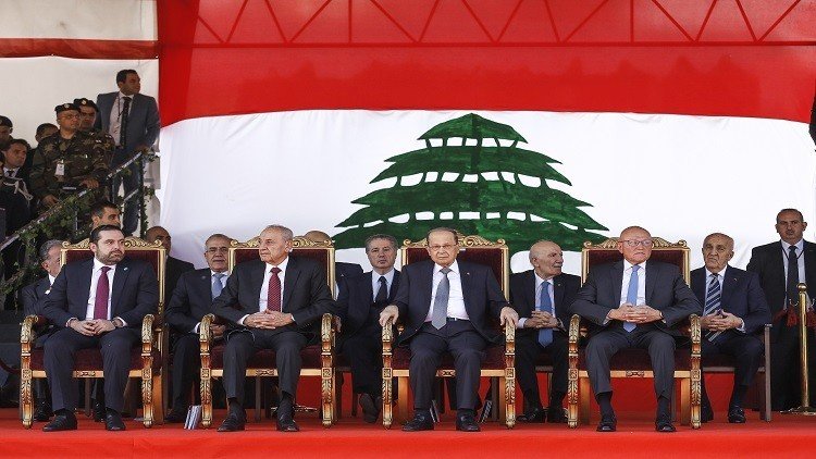 امرأة واحدة في حكومة الحريري.. ووزارة المرأة من نصيب رجل!