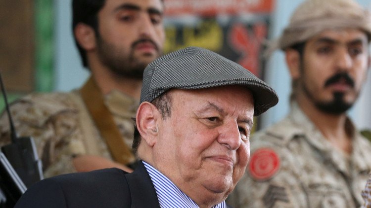 هادي يزور المكلا لأول مرة بعد استعادتها من القاعدة