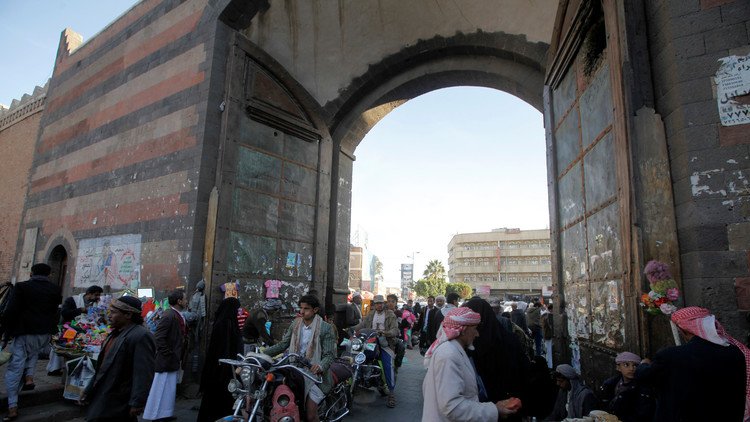 نواب صنعاء يثمنون الجهود الروسية لطباعة العملة اليمنية 