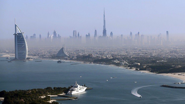 عيون الأجانب على دبي!