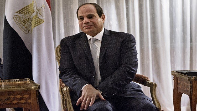السيسي يدعو المصريين للحد من الإنجاب!