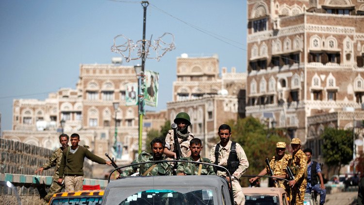 مقتل 9 مدنيين بسقوط قذائف حوثية على تعز