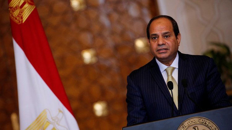 السيسي في ذكرى "ثورة يناير": مصر على الطريق الصحيح 