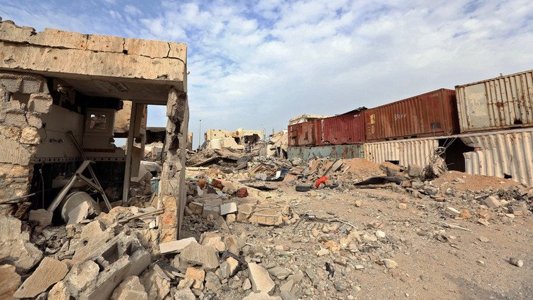 العثور على 90 جثة في موقعين قصفتهما طائرات أمريكية في سرت