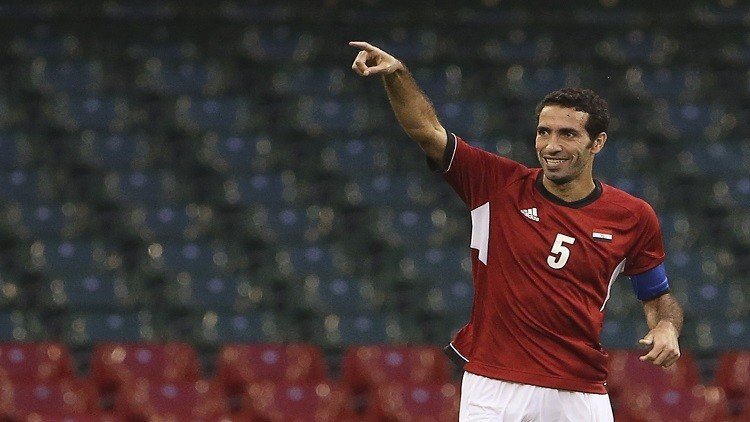 أبو تريكة يرد على "طيارة" محمد صلاح