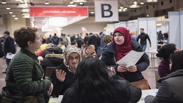 وزير ألماني يعترف بأن سياسة الأبواب المفتوحة كانت خاطئة