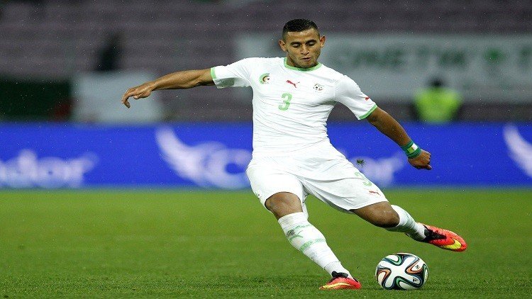 ريال مدريد يدرس إمكانية التعاقد مع لاعب عربي 