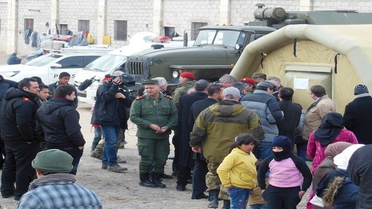 " حميميم" يواصل توزيع المساعدات الإنسانية بسوريا
