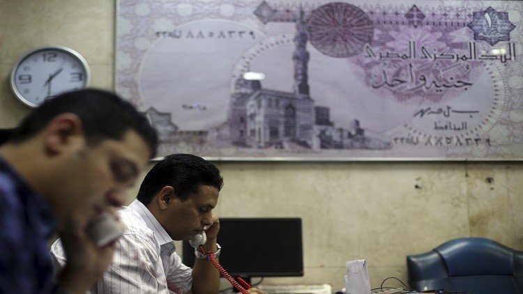 مصر تثبت الدولار الجمركي عند 16 جنيها