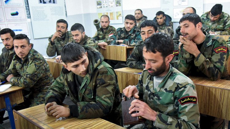 أول مجموعة سورية لإزالة الألغام تبدأ عملها في حلب