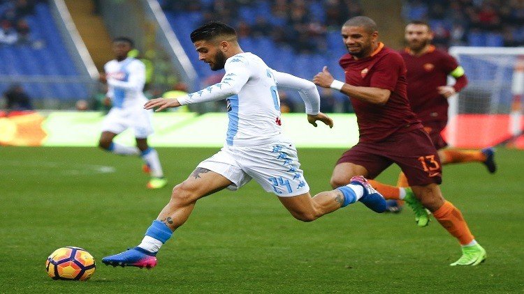 نابولي يصطاد "ذئاب روما" في قمة "الكالتشيو"