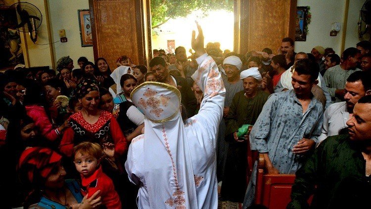 فرار 258 عائلة قبطية من العريش خوفا من الإرهاب