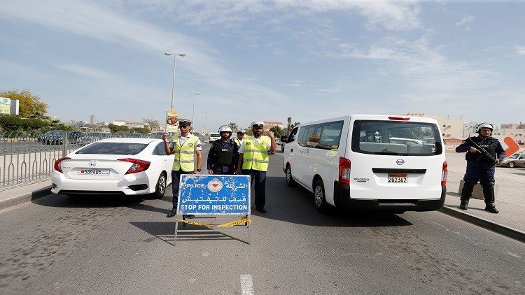البحرين تشرّع للمحاكم العسكرية مقاضاة المدنيين