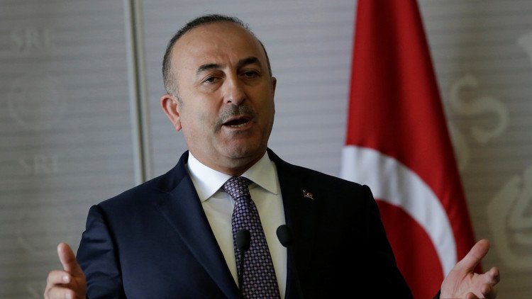 جاويش أوغلو: لا يمنعني أحد من زيارة ألمانيا