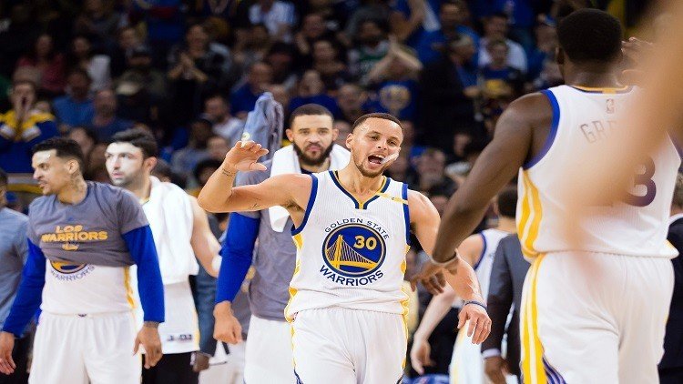 غولدن ستيت ووريرز يتغلب على أورلاندو ماجيك في الـNBA