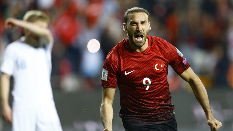 تصفيات كأس العالم.. توسن يقود تركيا لفوز ثمين على فنلندا